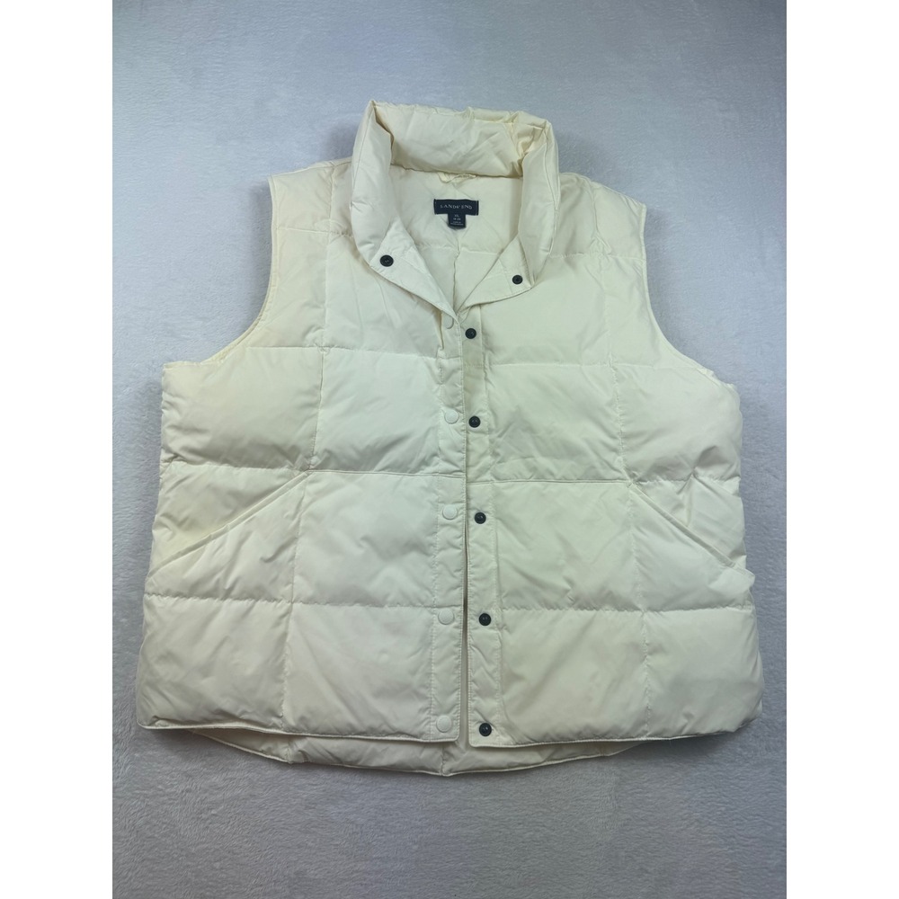 Lands End Womens XL Cream Puffer Vest Down Filled Quilted‎ Snap Front Sleeveless